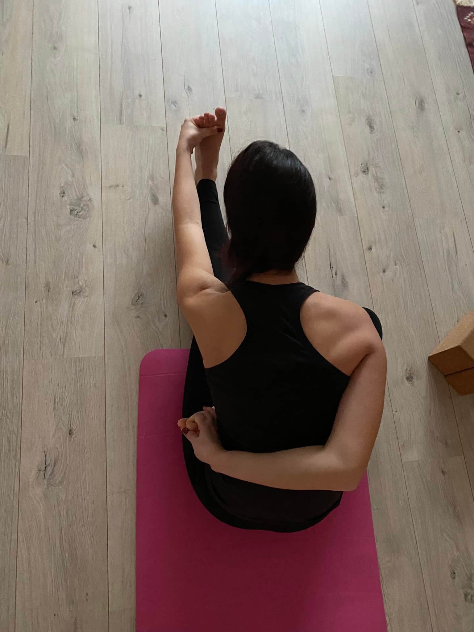 Gallery Yoga 15