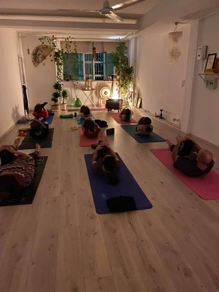 Gallery Yoga 13
